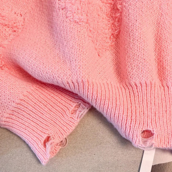 Pink Casual Women's Plus Size Solid Heart Pattern Knitted Sweater - Picture 7 of 8